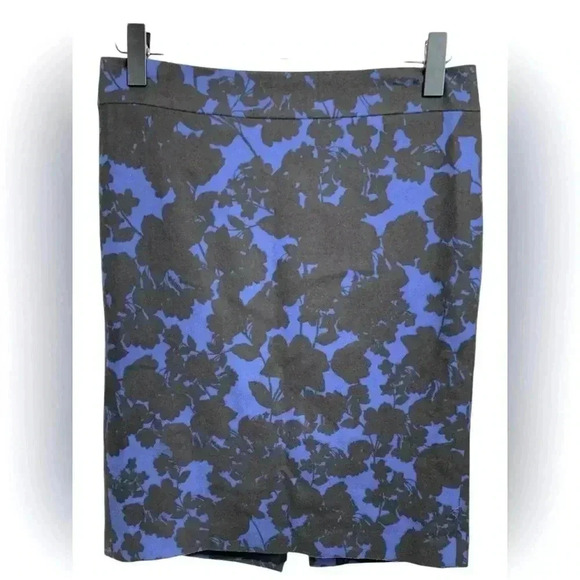 Talbots Wool Blend Skirt, Lined, Hidden  Back Zipper, Size 8 - Picture 1 of 7